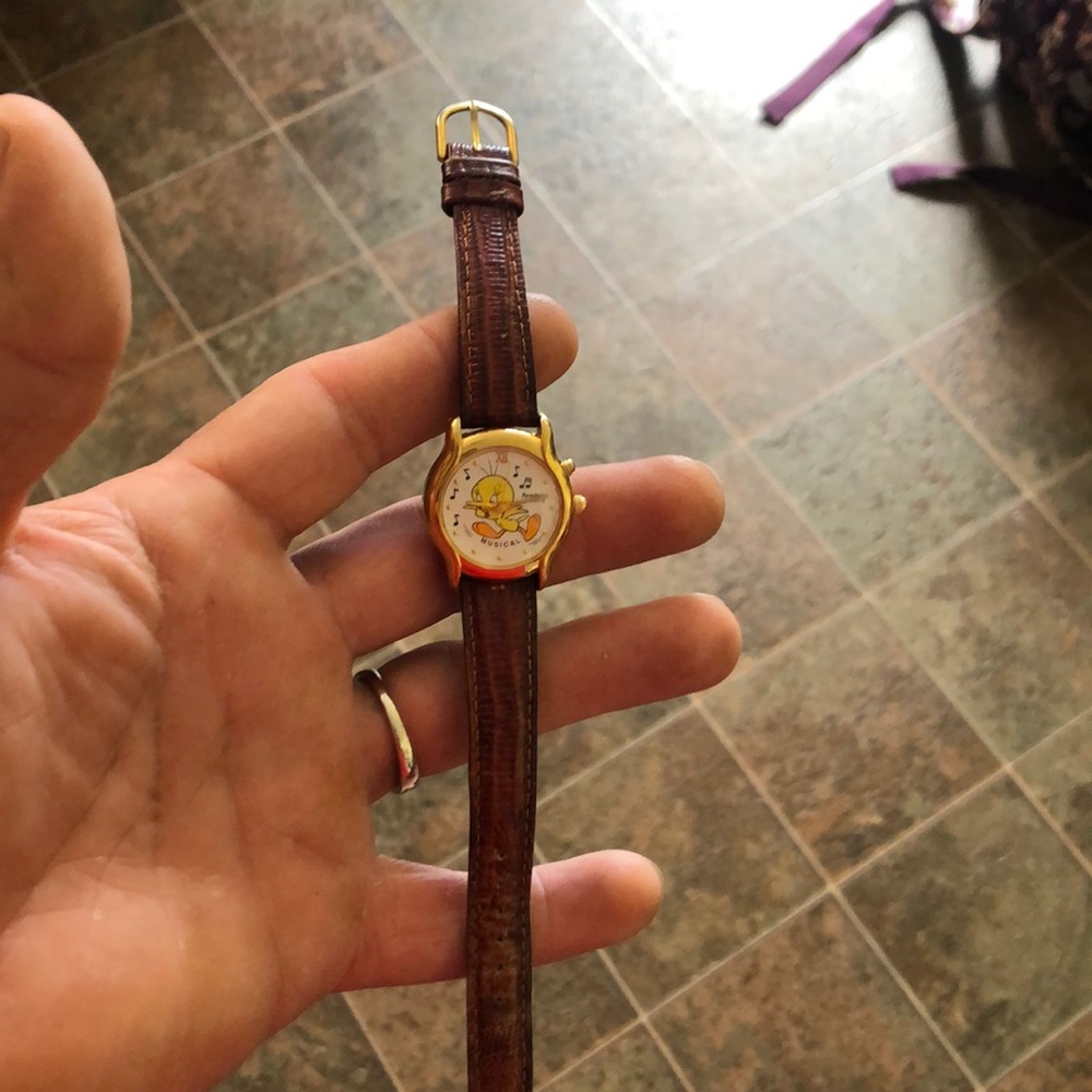 Tweetie bird musical watch